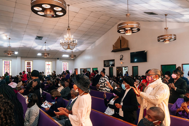 church service, congregation in pews